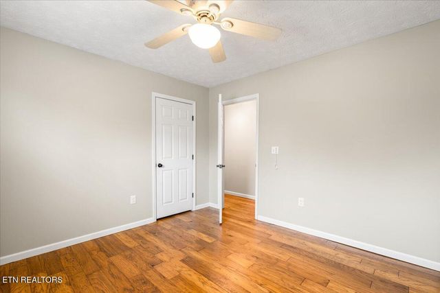 451 Hollifield Drive, Jacksboro, TN 37757