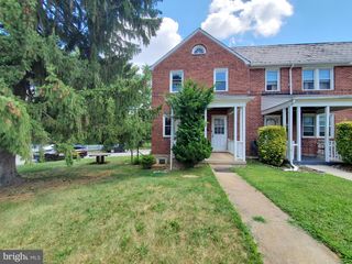301 WESTOWNE RD #1, Baltimore, MD 21229