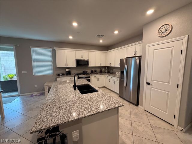 7879 Penderbrook Street, Las Vegas, NV 89149