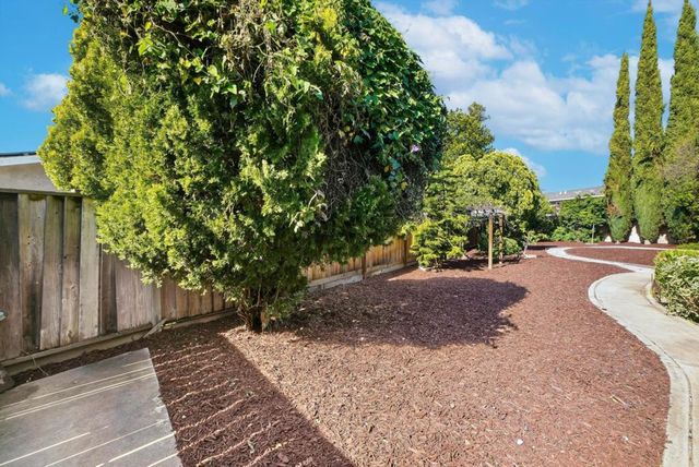 5380 Hammerton Court, San Jose, CA 95118