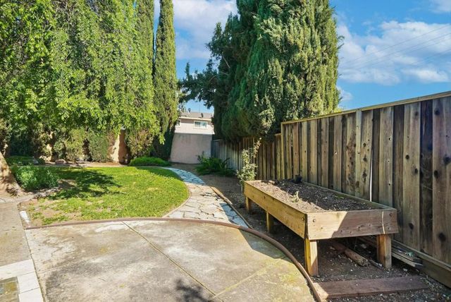 5380 Hammerton Court, San Jose, CA 95118