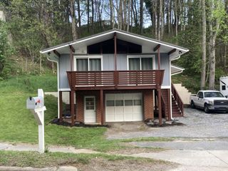 1315 Russ Avenue, Waynesville, NC 28786
