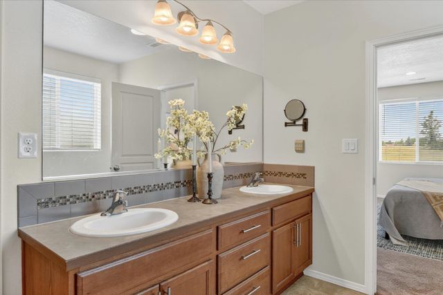 8802 W 8TH Ave, Spokane, WA 99224
