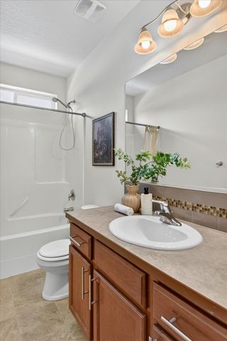 8802 W 8TH Ave, Spokane, WA 99224