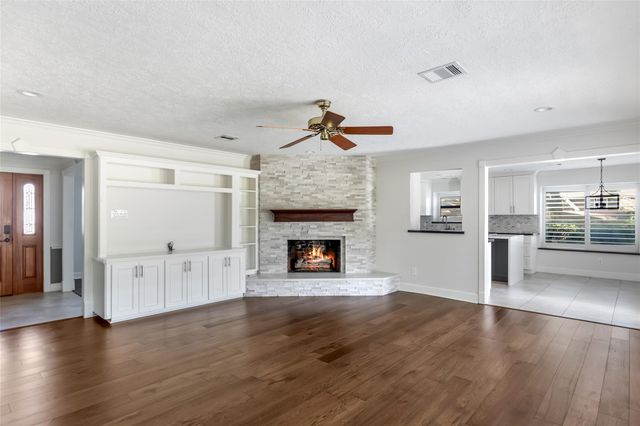 7811 Shelton Shadows Court, Humble, TX 77346
