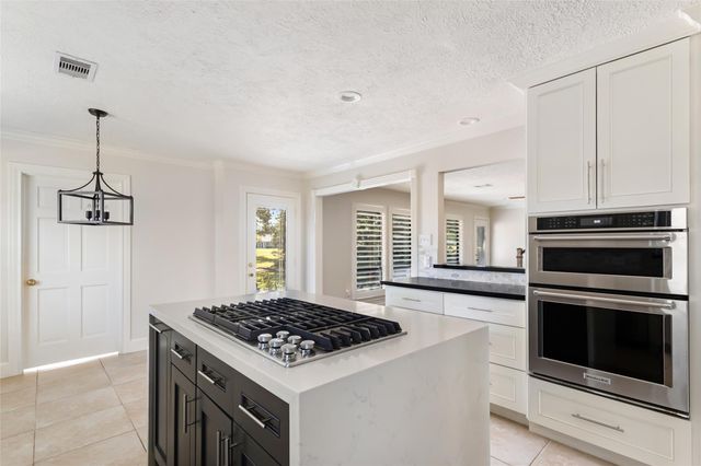 7811 Shelton Shadows Court, Humble, TX 77346