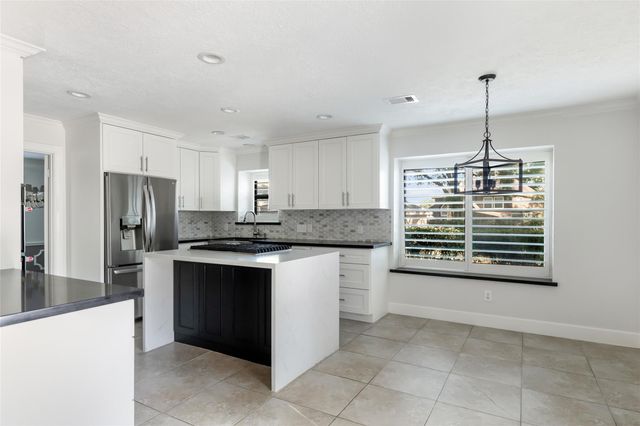 7811 Shelton Shadows Court, Humble, TX 77346