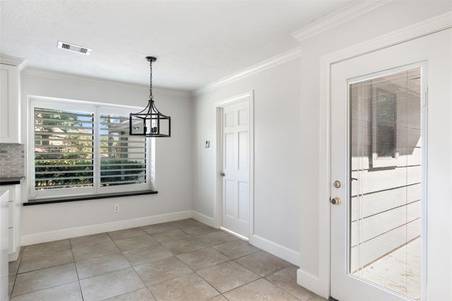 7811 Shelton Shadows Court, Humble, TX 77346