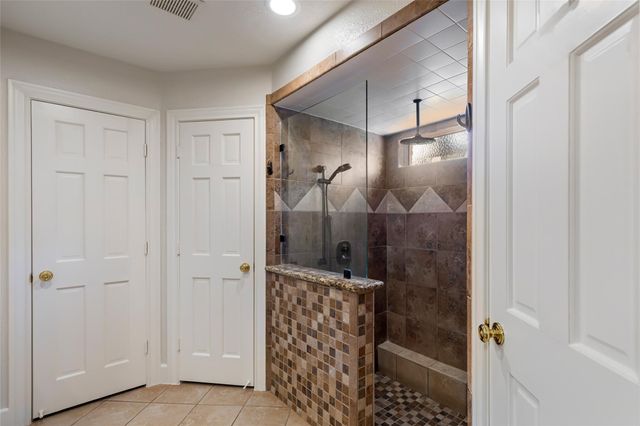 7811 Shelton Shadows Court, Humble, TX 77346