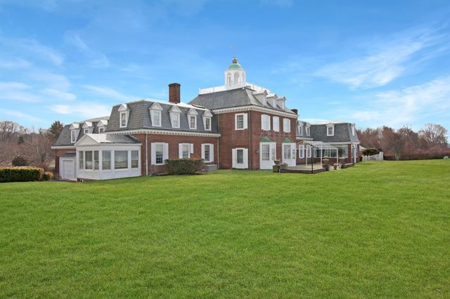 2 Wallis Lane, Nissequogue, NY 11780