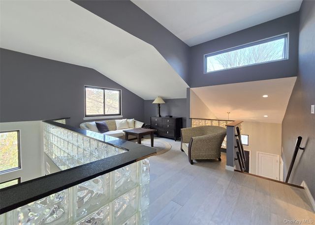 64 Timber Ridge Drive, Holbrook, NY 11741