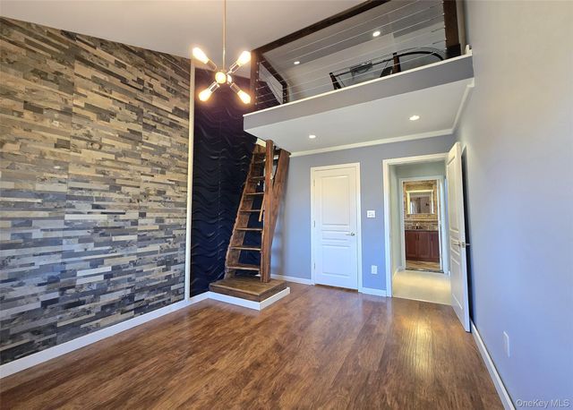 64 Timber Ridge Drive, Holbrook, NY 11741