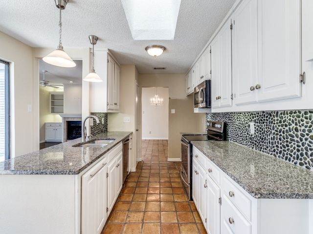 12525 Montego Plaza, Dallas, TX 75230