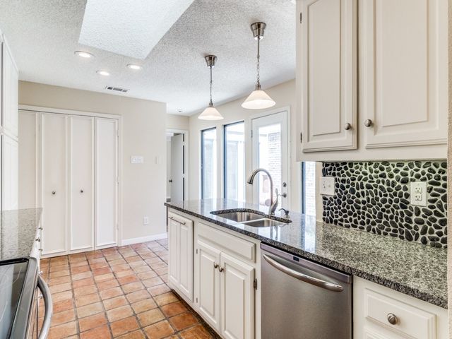 12525 Montego Plaza, Dallas, TX 75230