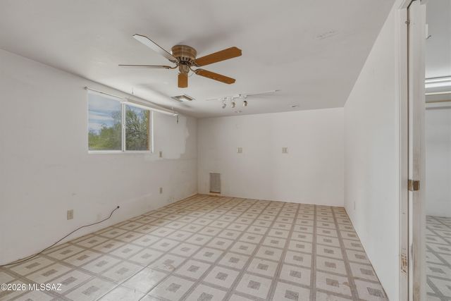 202 E Mountain Vista Place, Tucson, AZ 85704