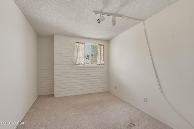 202 E Mountain Vista Place, Tucson, AZ 85704