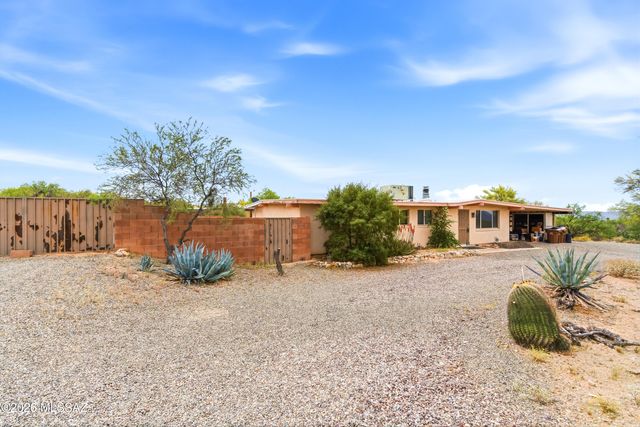 202 E Mountain Vista Place, Tucson, AZ 85704