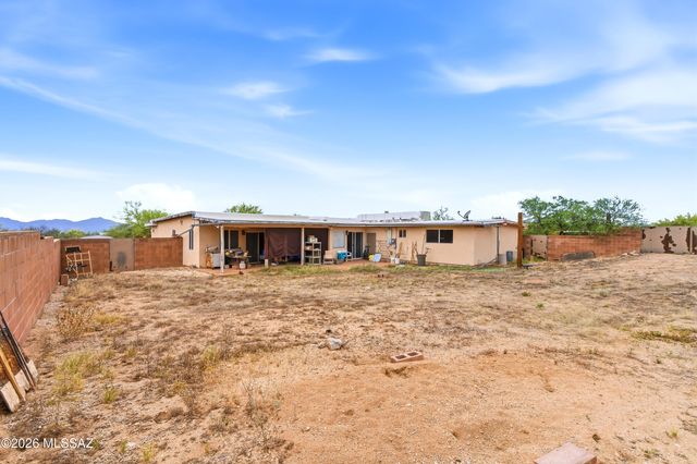 202 E Mountain Vista Place, Tucson, AZ 85704