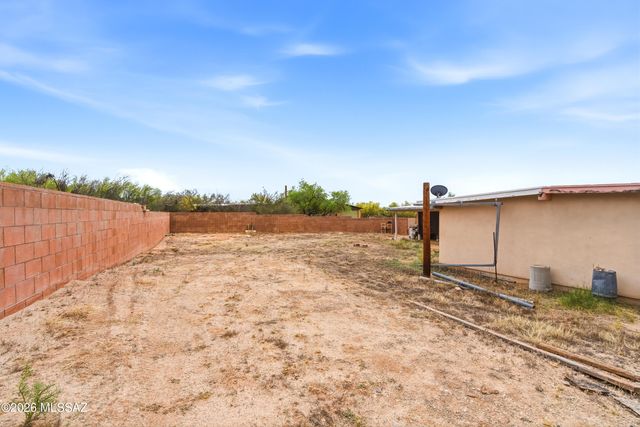 202 E Mountain Vista Place, Tucson, AZ 85704