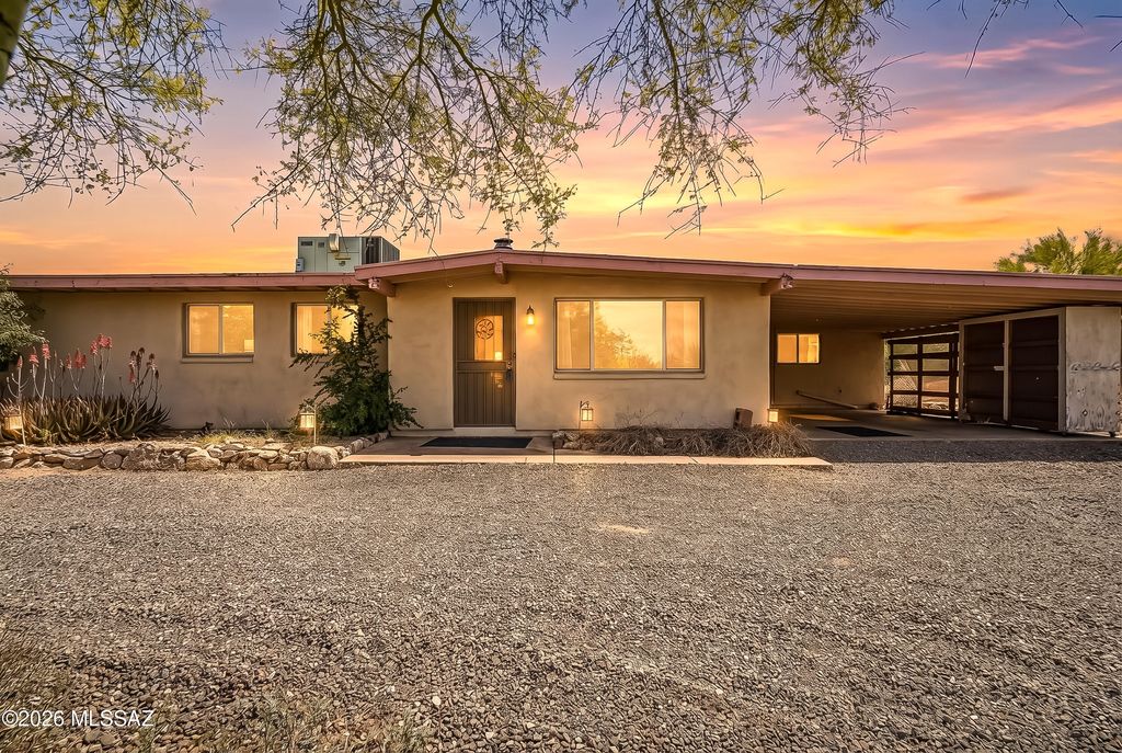 202 E Mountain Vista Place, Tucson, AZ 85704