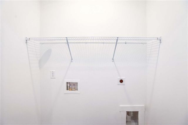 1690 Gunnin NW Trace, Atlanta, GA 30318