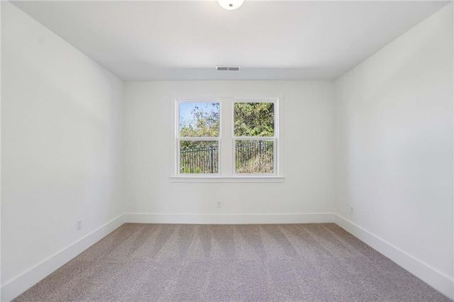 1690 Gunnin NW Trace, Atlanta, GA 30318