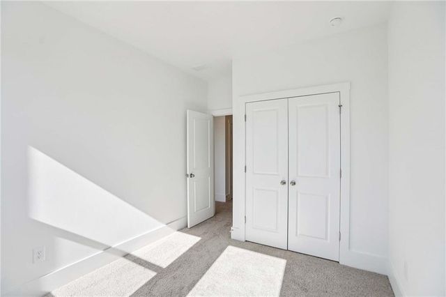 1690 Gunnin NW Trace, Atlanta, GA 30318