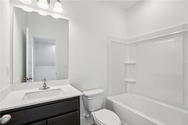 1690 Gunnin NW Trace, Atlanta, GA 30318