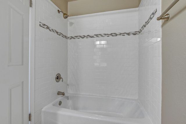 7804 Wycombe DR, Austin, TX 78749