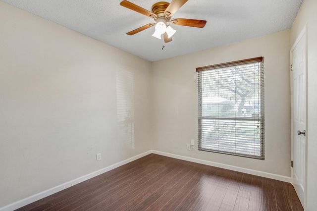 7804 Wycombe DR, Austin, TX 78749