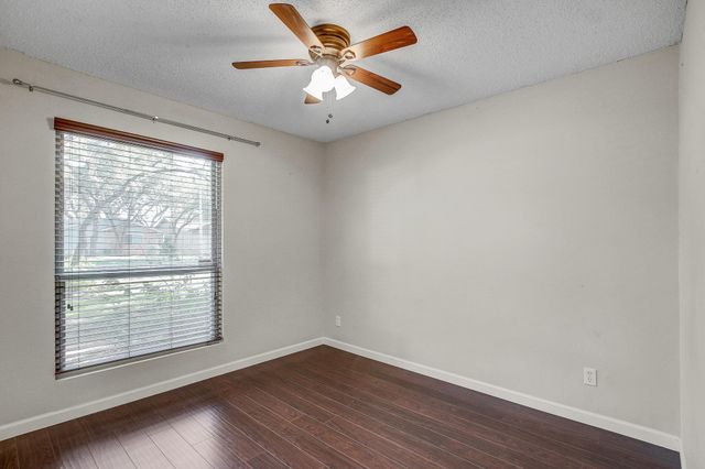 7804 Wycombe DR, Austin, TX 78749