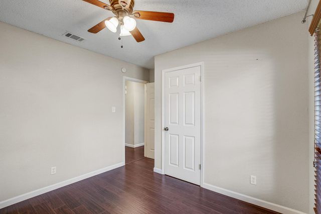 7804 Wycombe DR, Austin, TX 78749