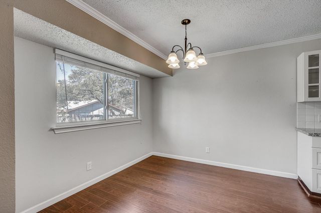 7804 Wycombe DR, Austin, TX 78749