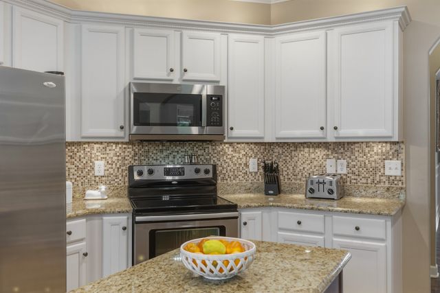 1532 Stokley Ln, Old Hickory, TN 37138