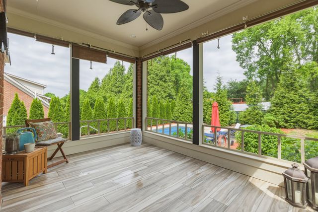 1532 Stokley Ln, Old Hickory, TN 37138