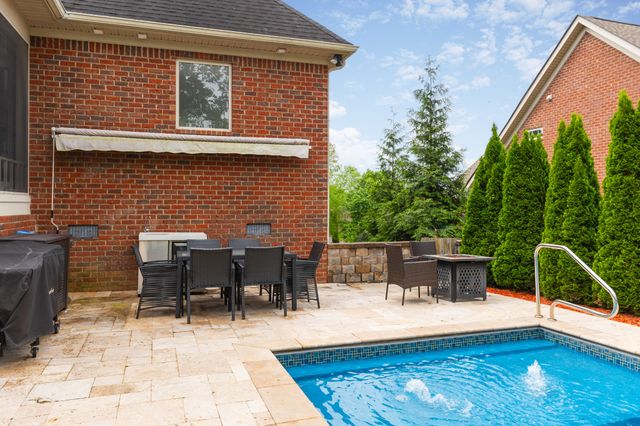 1532 Stokley Ln, Old Hickory, TN 37138