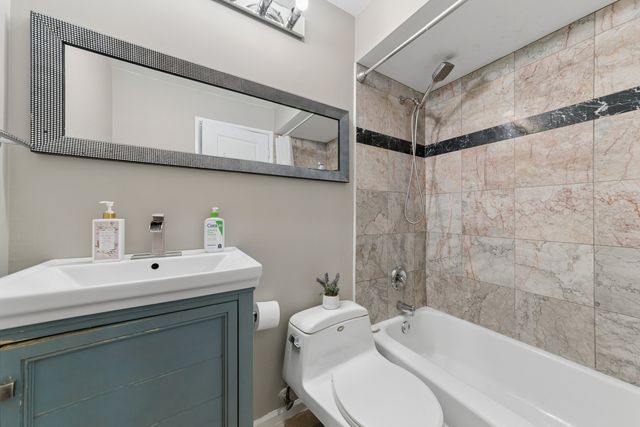 5506 Lincoln Avenue A511, Morton Grove, IL 60053
