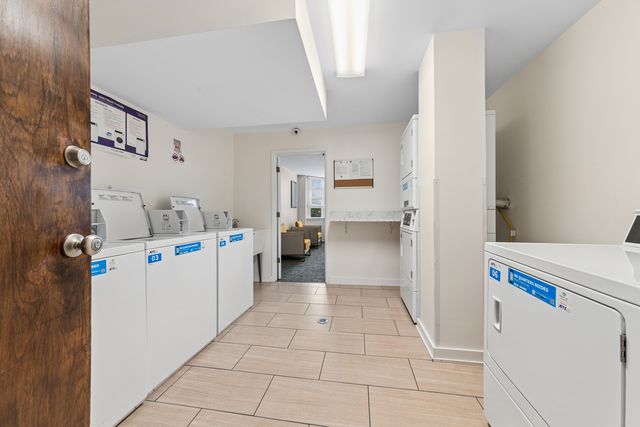 5506 Lincoln Avenue A511, Morton Grove, IL 60053