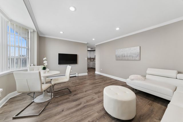 5506 Lincoln Avenue A511, Morton Grove, IL 60053