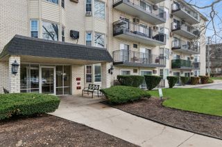 5506 Lincoln Avenue A511, Morton Grove, IL 60053