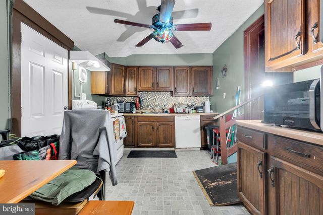 6 WALNUT ST, Salem, NJ 08079