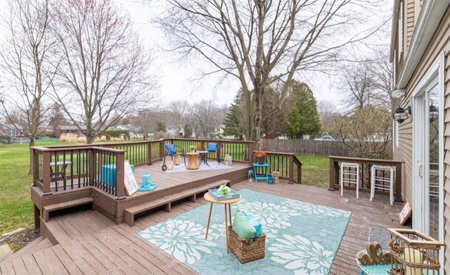 888 Copperkettle Road, Webster, NY 14580
