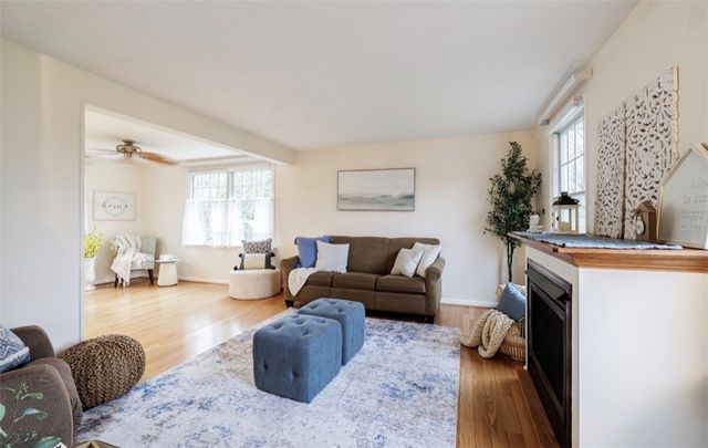 888 Copperkettle Road, Webster, NY 14580