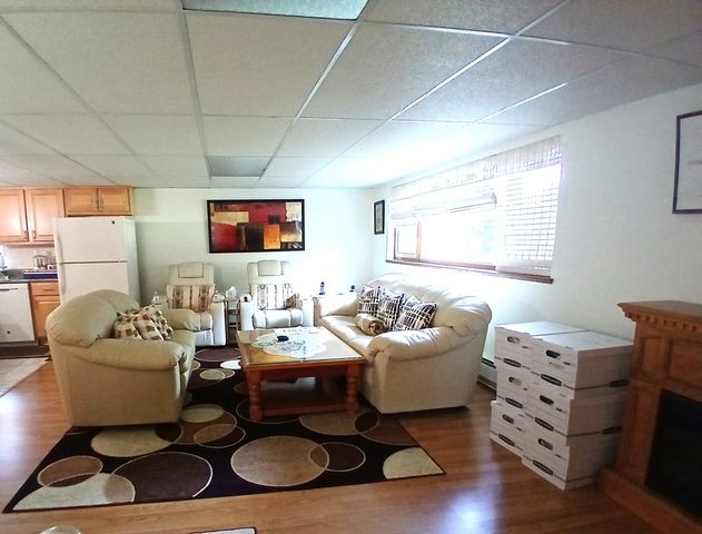 4230 Prairie Avenue, Brookfield, IL 60513