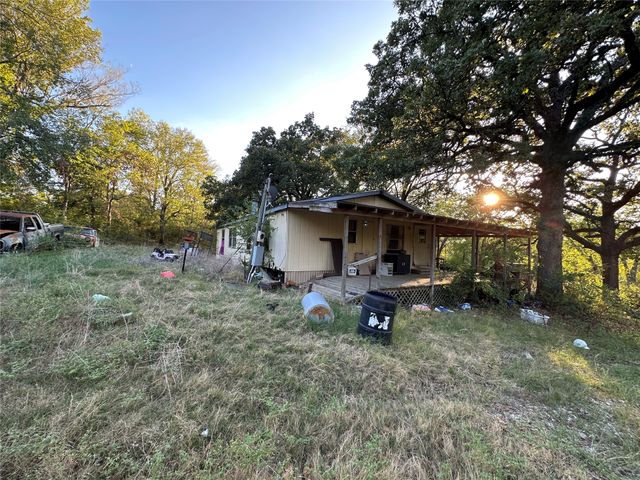 10497 Newell Creek Drive, Quinlan, TX 75474