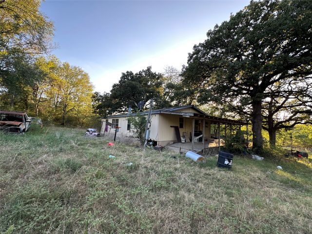 10497 Newell Creek Drive, Quinlan, TX 75474