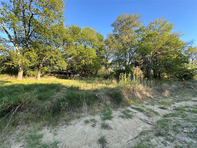 10497 Newell Creek Drive, Quinlan, TX 75474