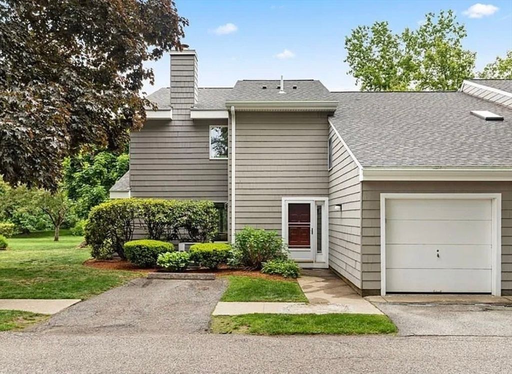 171 Swanton St 77, Winchester, MA 01890