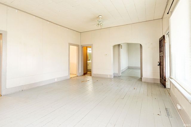 331 W 15th Street, Auburn, IN 46706