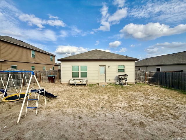 204 Broken Antler, San Antonio, TX 78253